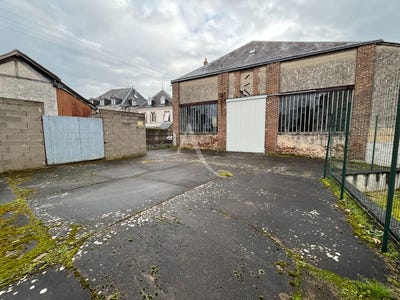 /international/fr/chateau-renault-centre-val-de-loire-310108421751/