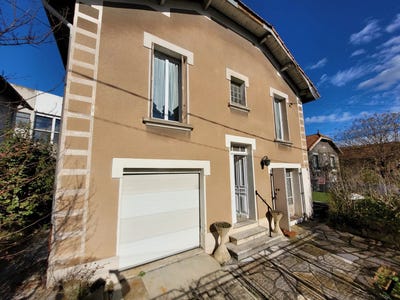 /international/fr/ales-languedoc-roussillon-310098924823/