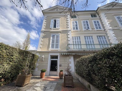 /international/fr/montelimar-rhone-310101059599/