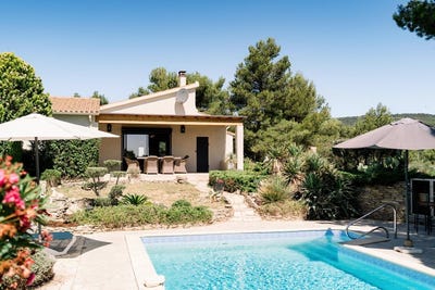 /international/fr/pouzols-minervois-languedoc-roussillon-310107046761/