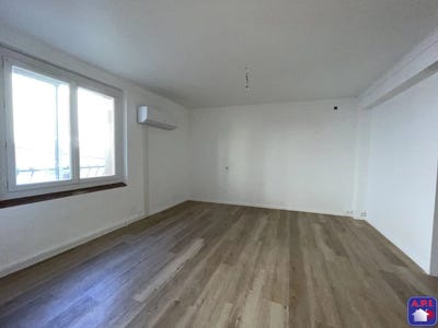 /international/fr/laroque-d-olmes-midi-pyrenees-310109150454/