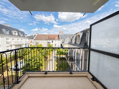 /international/fr/serris-ile-de-france-310108319124/