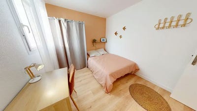 /international/fr/avenue-salvador-allende-lormont-midi-pyrenees-310107904346/