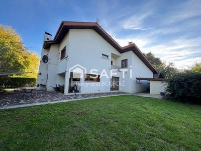 /international/fr/estang-midi-pyrenees-310105833208/