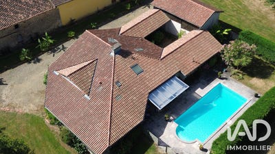 /international/fr/le-houga-midi-pyrenees-310108699177/