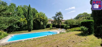 /international/fr/mirepoix-midi-pyrenees-310098890895/
