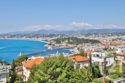 /international/fr/nice-provence-alpes-cote-d-azur-310101209002/