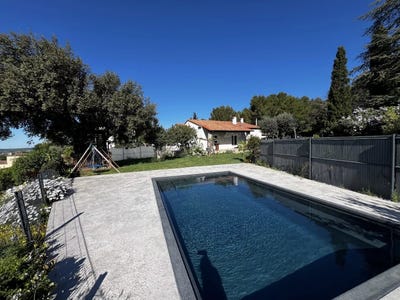 /international/fr/nages-et-solorgues-languedoc-roussillon-310104990905/