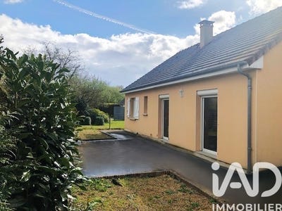 /international/fr/la-fleche-pays-de-la-loire-310108263198/