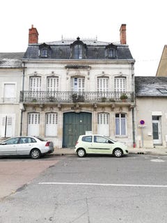 /international/fr/mehun-sur-yevre-centre-val-de-loire-310106053937/