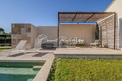 /international/fr/saint-saturnin-les-apt-provence-alpes-cote-d-azur-310101033184/
