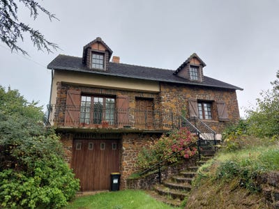 /international/fr/la-bazoge-pays-de-la-loire-310103638689/