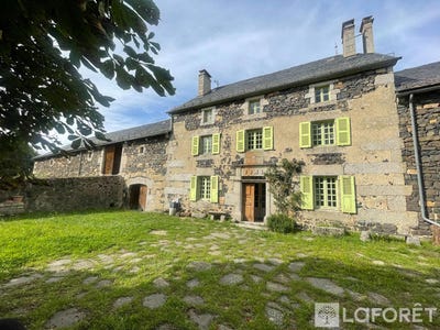 /international/fr/val-d-arcomie-auvergne-310106596370/
