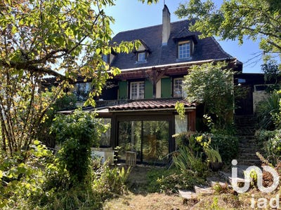 /international/fr/sarlat-la-caneda-aquitaine-310101016425/