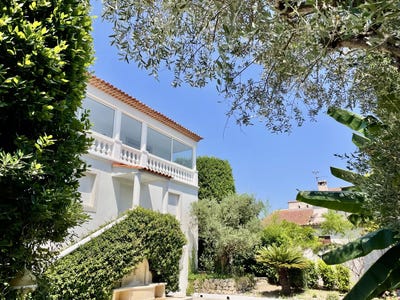/international/fr/le-cannet-midi-pyrenees-310098874257/