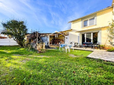/international/fr/saint-jean-et-saint-paul-midi-pyrenees-310107979565/