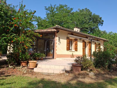 /international/fr/l-isle-jourdain-charente-310104473581/