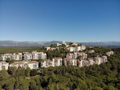 /international/fr/mougins-provence-alpes-cote-d-azur-310100603289/