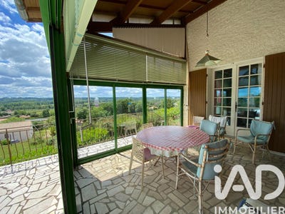 /international/fr/sainte-eanne-charente-310108286597/