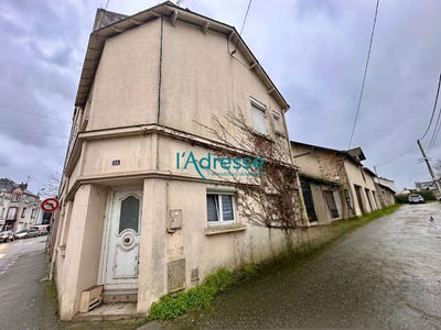 /international/fr/chateaubriant-pays-de-la-loire-310104932613/