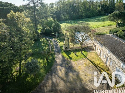 /international/fr/francois-charente-310107217046/