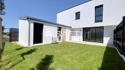 /international/fr/arradon-brittany-310099975470/