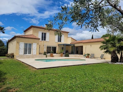 /international/fr/laurens-languedoc-roussillon-310107368813/
