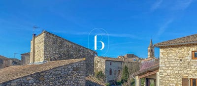 /international/fr/vallon-pont-d-arc-rhone-310104284273/