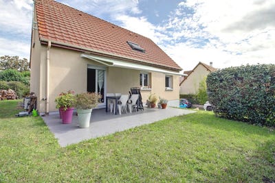 /international/fr/saint-etienne-du-rouvray-upper-normandy-310101283551/