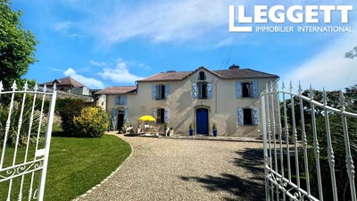 /international/fr/madiran-midi-pyrenees-310105026744/