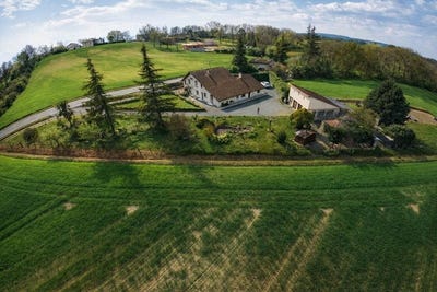 /international/fr/labessiere-candeil-midi-pyrenees-310107294394/