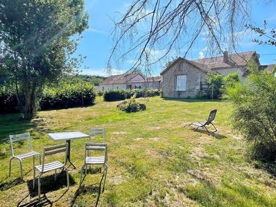/international/fr/dun-les-places-burgundy-310103642649/