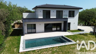 /international/fr/malataverne-languedoc-roussillon-310099356176/