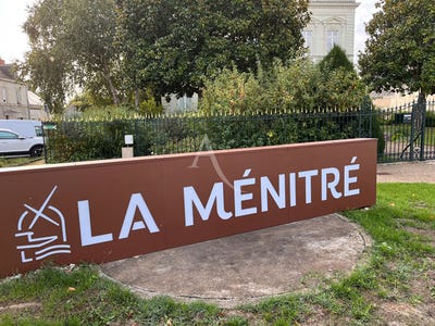 /international/fr/la-menitre-pays-de-la-loire-310104462455/