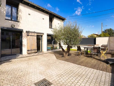 /international/fr/26-rue-claude-curtat-meyzieu-rhone-310106935051/