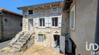 /international/fr/lavoute-sur-loire-auvergne-310100826603/