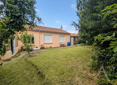 /international/fr/saint-fiacre-sur-maine-pays-de-la-loire-310109863603/