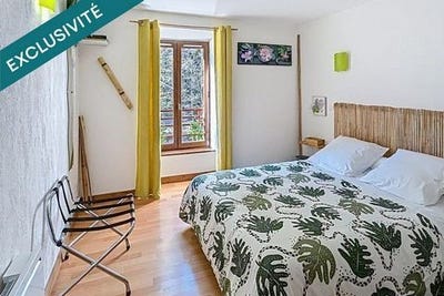 /international/fr/saint-floret-auvergne-310104799920/