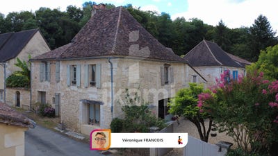 /international/fr/saint-georges-de-montclard-aquitaine-310100103346/