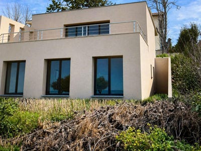 /international/fr/marseille-provence-alpes-cote-d-azur-310108590592/