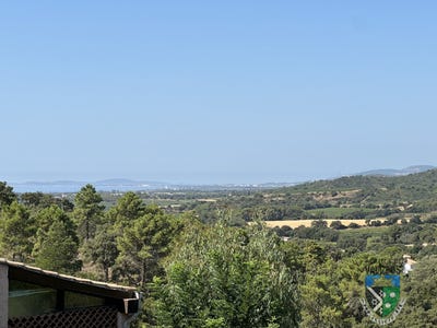 /international/fr/la-londe-les-maures-provence-alpes-cote-d-azur-310108527285/