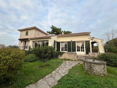 /international/fr/saint-pierre-d-oleron-charente-310100792777/?lang=zh-tw