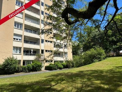 /international/fr/sainte-foy-les-lyon-rhone-310108216155/