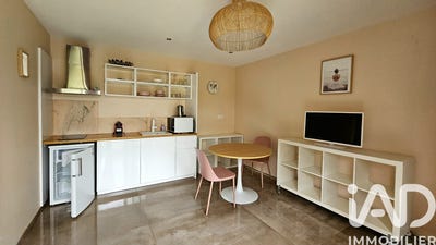 /international/fr/bagnols-sur-ceze-languedoc-roussillon-310105771893/