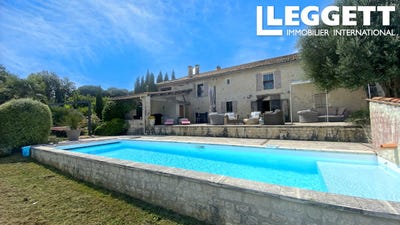 /international/fr/mirambeau-charente-310099356034/