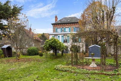 /international/fr/janville-sur-juine-ile-de-france-310102490568/