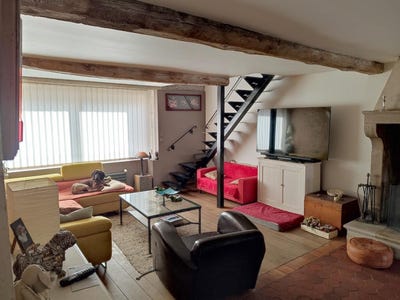 /international/fr/4-rue-de-la-fontaine-ouest-de-dijon-gergueil-burgundy-310099809382/