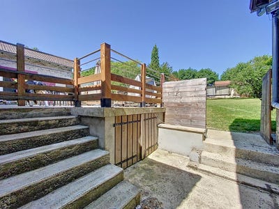 /international/fr/la-meyze-limousin-310100548003/