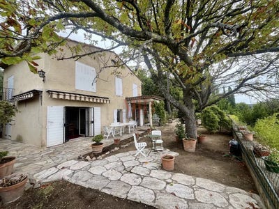 /international/fr/aix-en-provence-provence-alpes-cote-d-azur-310109691541/