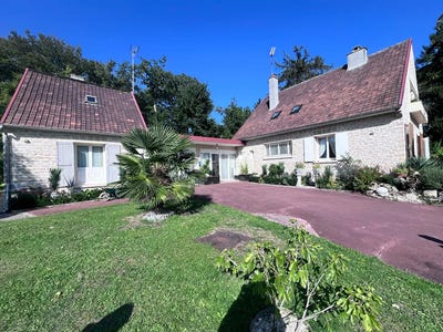 /international/fr/lamorlaye-picardie-310098904622/